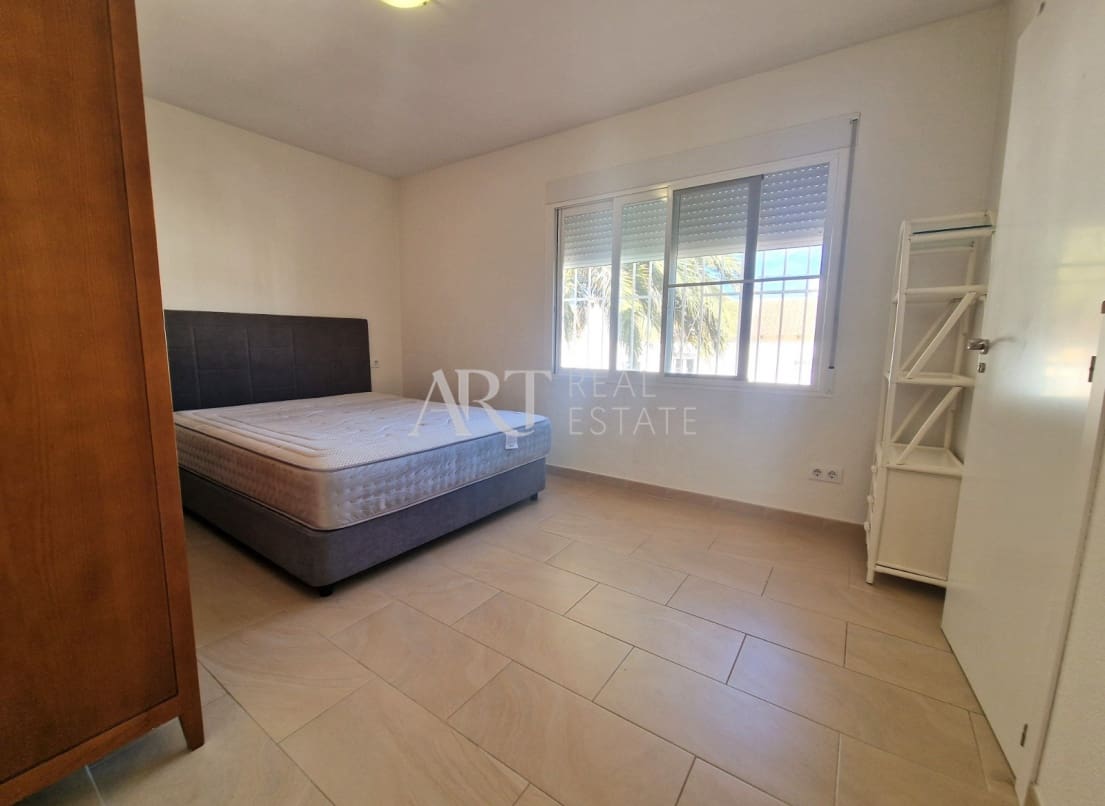 9 bedroom Villa for sale in Albir with pool garage - € 750,000 (Ref: 8591866)