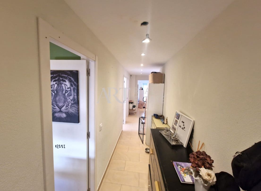 9 bedroom Villa for sale in Albir with pool garage - € 750,000 (Ref: 8591866)