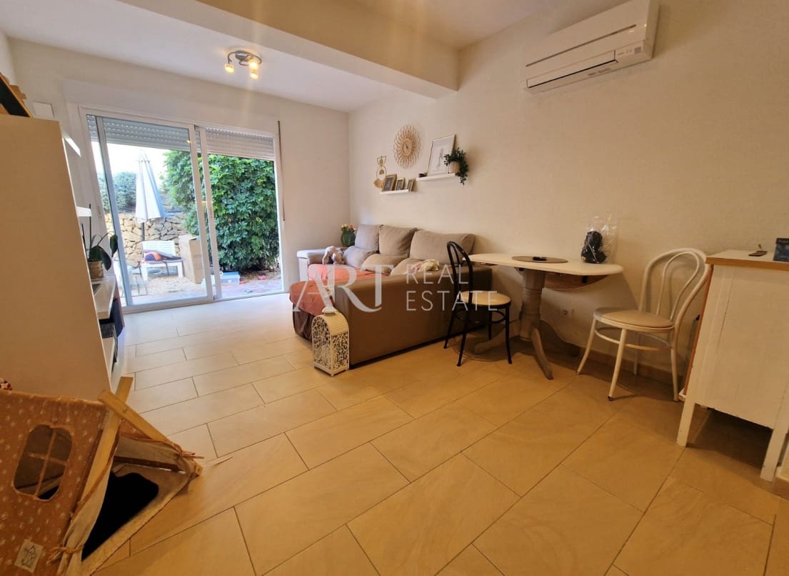 9 bedroom Villa for sale in Albir with pool garage - € 750,000 (Ref: 8591866)