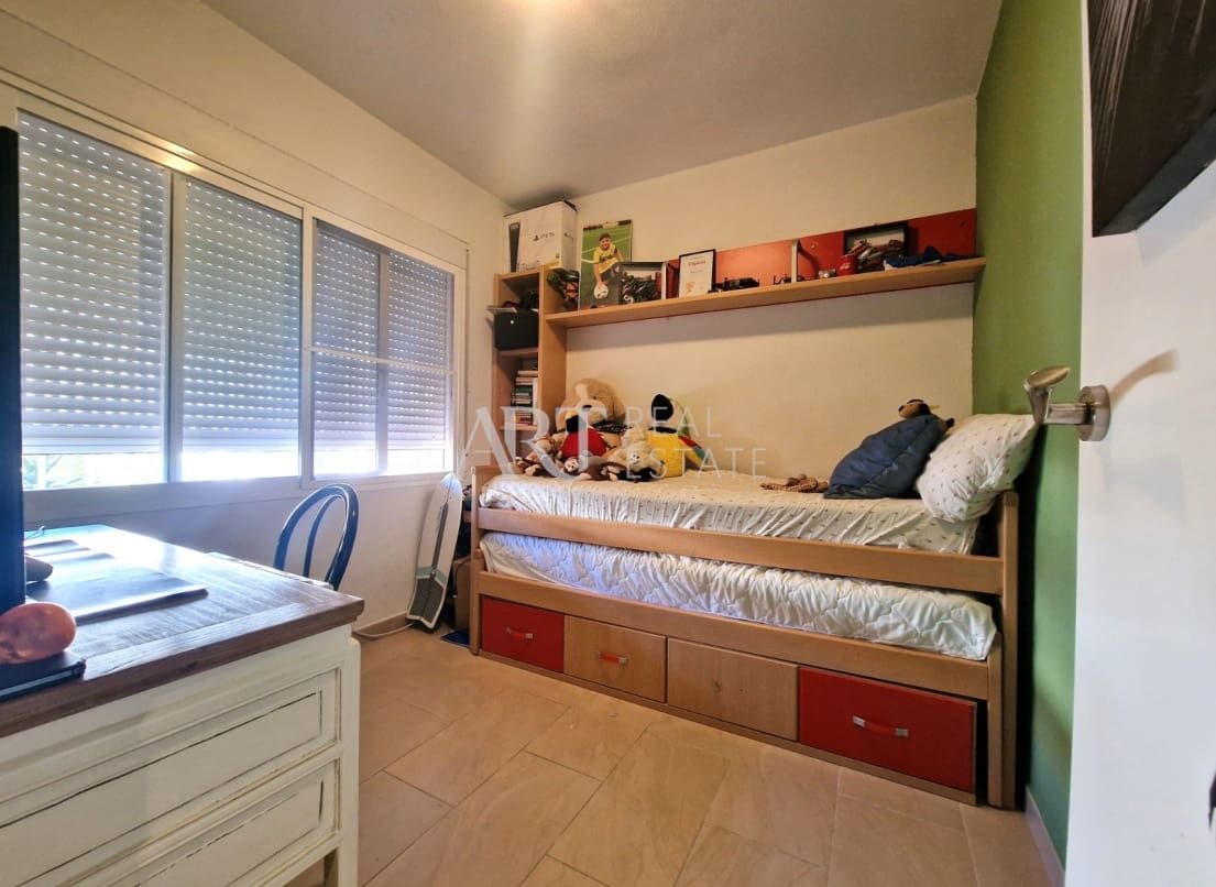 9 bedroom Villa for sale in Albir with pool garage - € 750,000 (Ref: 8591866)