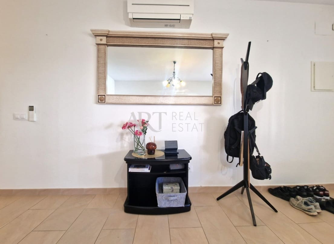 9 bedroom Villa for sale in Albir with pool garage - € 750,000 (Ref: 8591866)