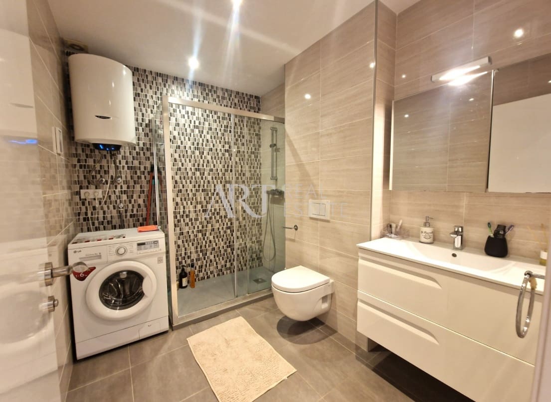 9 bedroom Villa for sale in Albir with pool garage - € 750,000 (Ref: 8591866)