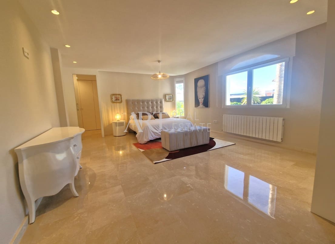 5 chambre Villa/Maison à vendre à Alfaz del Pi / L'Alfas del Pi avec piscine garage - 1 600 000 € (Ref: 8677105)