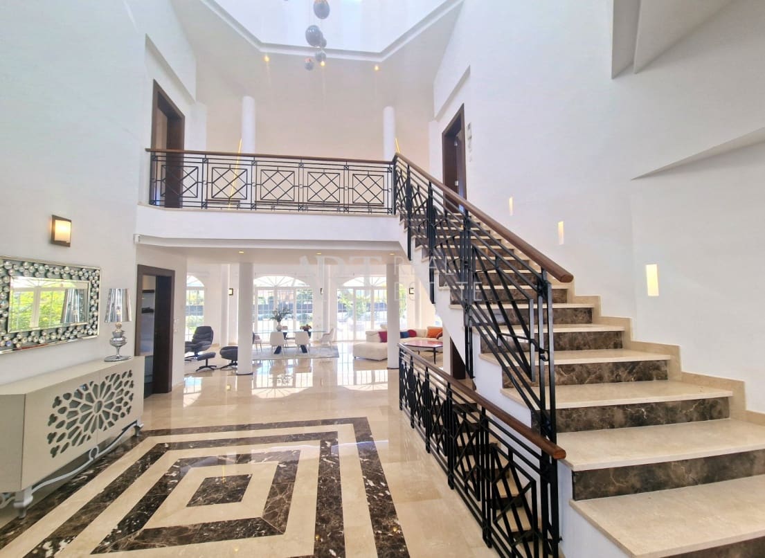 5 chambre Villa/Maison à vendre à Alfaz del Pi / L'Alfas del Pi avec piscine garage - 1 600 000 € (Ref: 8677105)