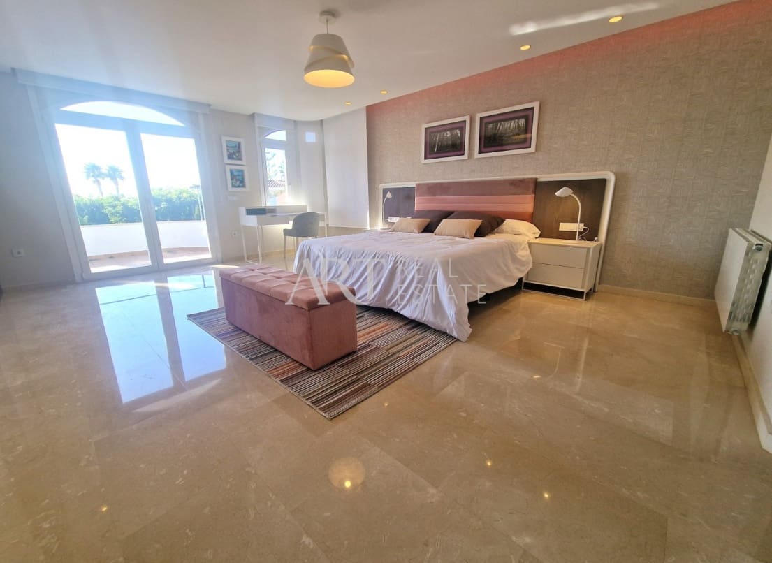 5 chambre Villa/Maison à vendre à Alfaz del Pi / L'Alfas del Pi avec piscine garage - 1 600 000 € (Ref: 8677105)