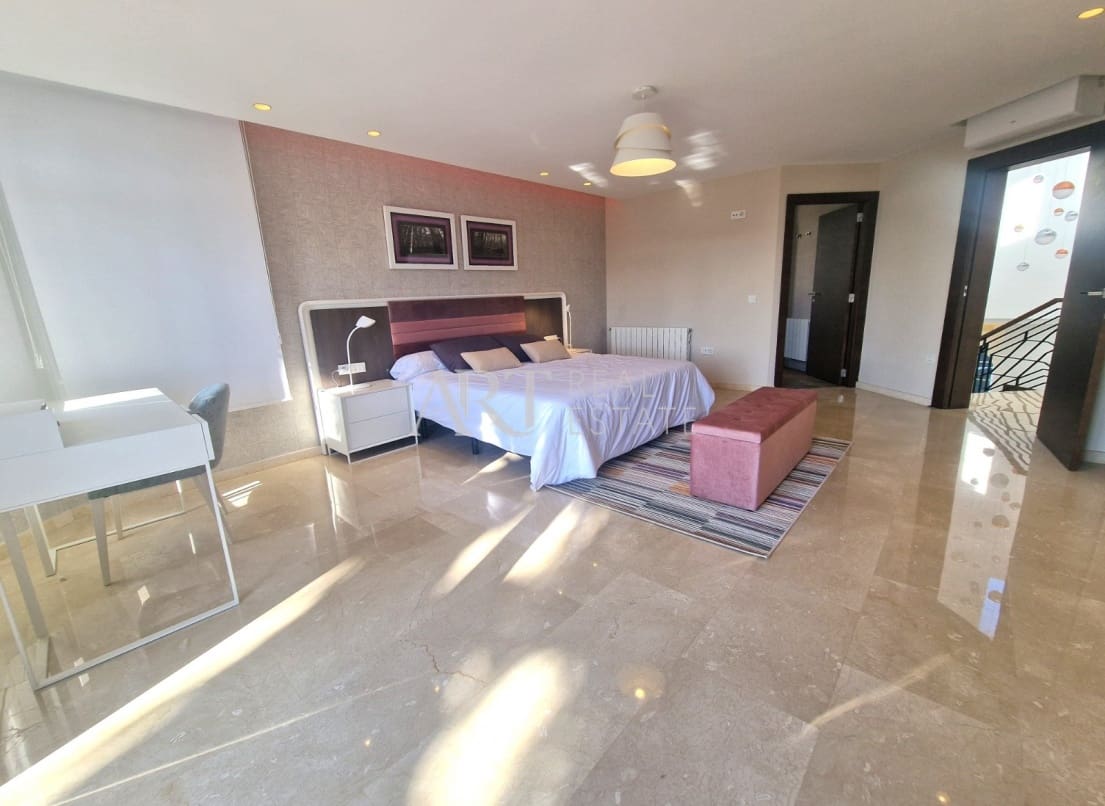 5 chambre Villa/Maison à vendre à Alfaz del Pi / L'Alfas del Pi avec piscine garage - 1 600 000 € (Ref: 8677105)