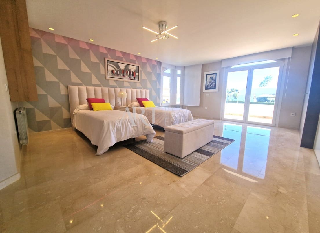 5 chambre Villa/Maison à vendre à Alfaz del Pi / L'Alfas del Pi avec piscine garage - 1 600 000 € (Ref: 8677105)