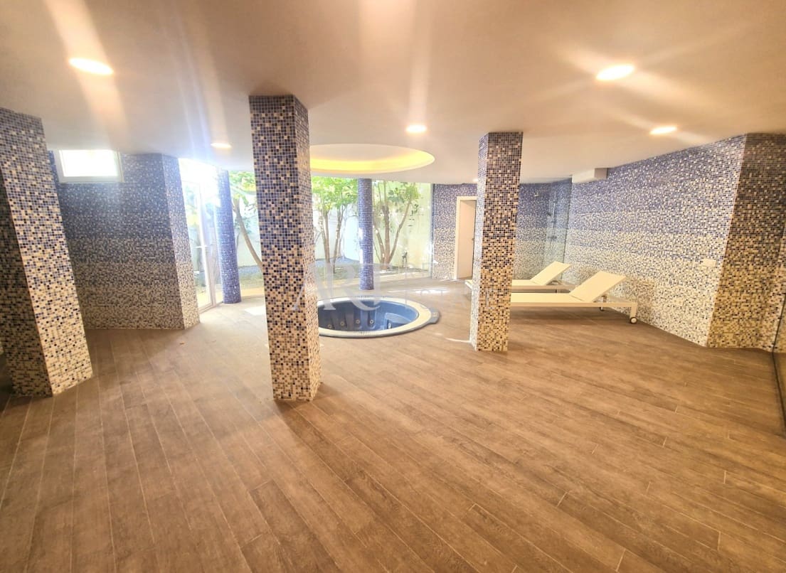 5 chambre Villa/Maison à vendre à Alfaz del Pi / L'Alfas del Pi avec piscine garage - 1 600 000 € (Ref: 8677105)