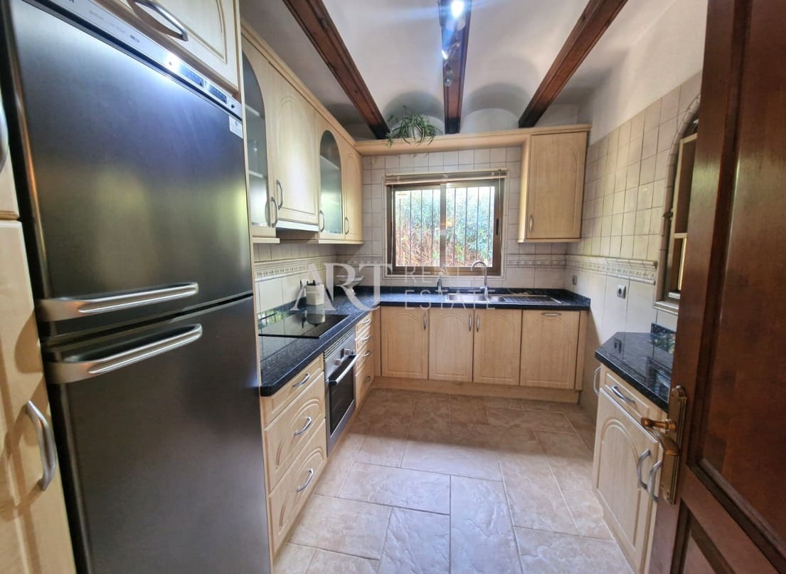 3 bedroom Villa for sale in Altea with pool garage - € 519,000 (Ref: 8685544)