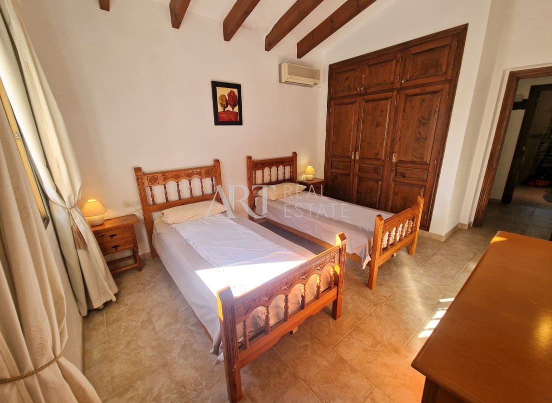 3 bedroom Villa for sale in Altea with pool garage - € 519,000 (Ref: 8685544)