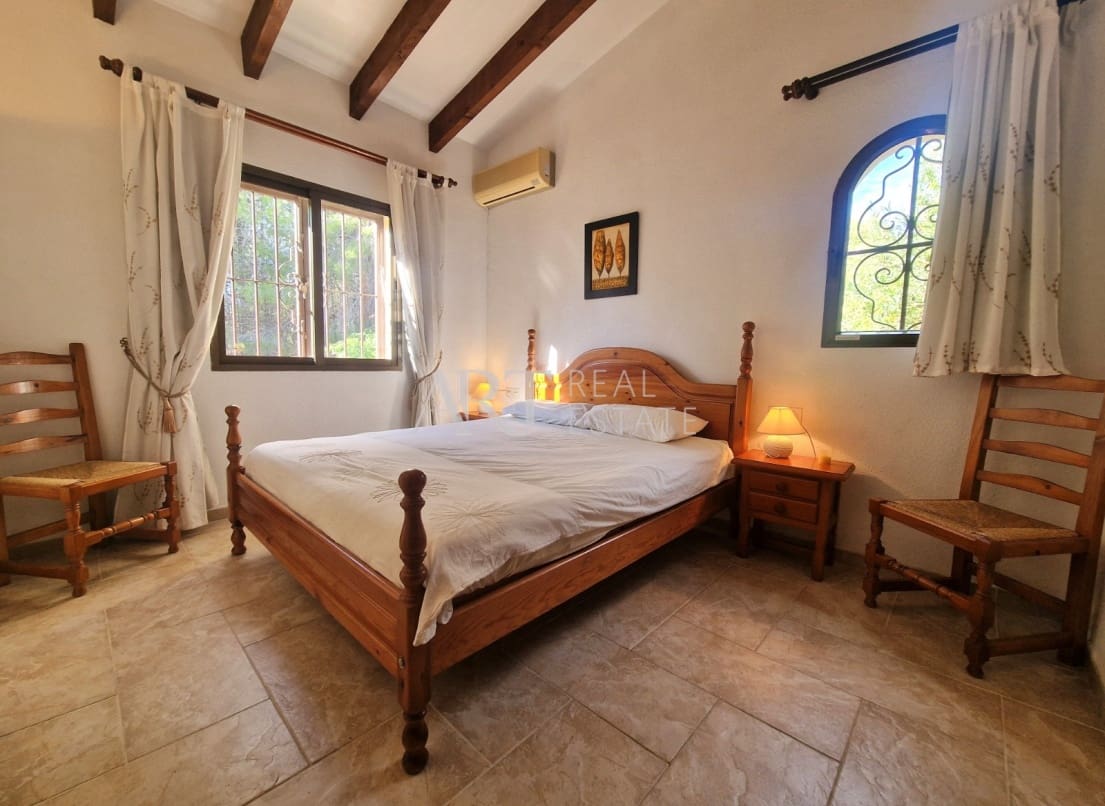 3 bedroom Villa for sale in Altea with pool garage - € 519,000 (Ref: 8685544)