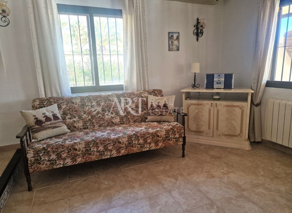 3 bedroom Villa for sale in Altea with pool garage - € 519,000 (Ref: 8685544)