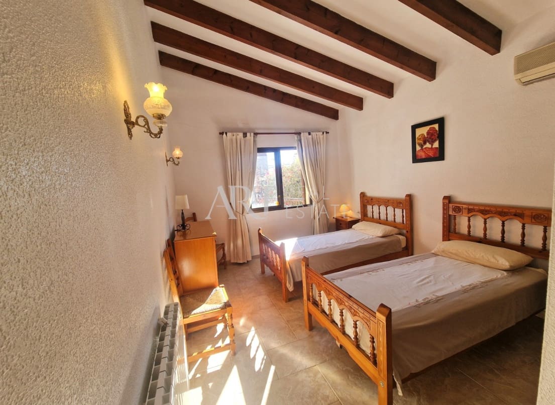 3 bedroom Villa for sale in Altea with pool garage - € 519,000 (Ref: 8685544)