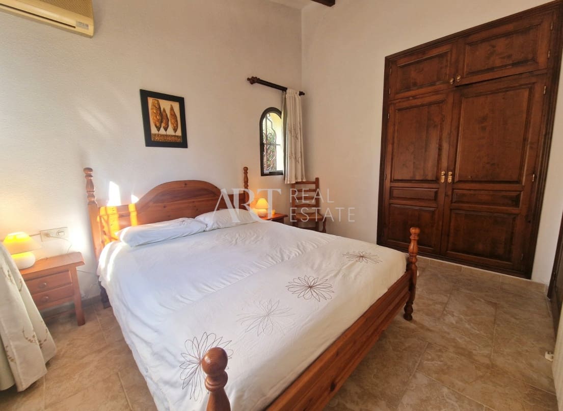 3 bedroom Villa for sale in Altea with pool garage - € 519,000 (Ref: 8685544)