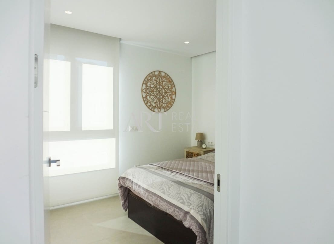 4 soveværelse Villa til salg i Finestrat med swimmingpool - € 795.000 (Ref: 8716880)