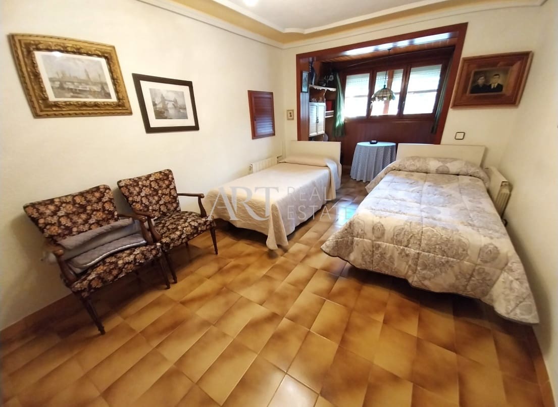 6 quarto Moradia para venda em La Nucia com piscina - 594 000 € (Ref: 8743844)