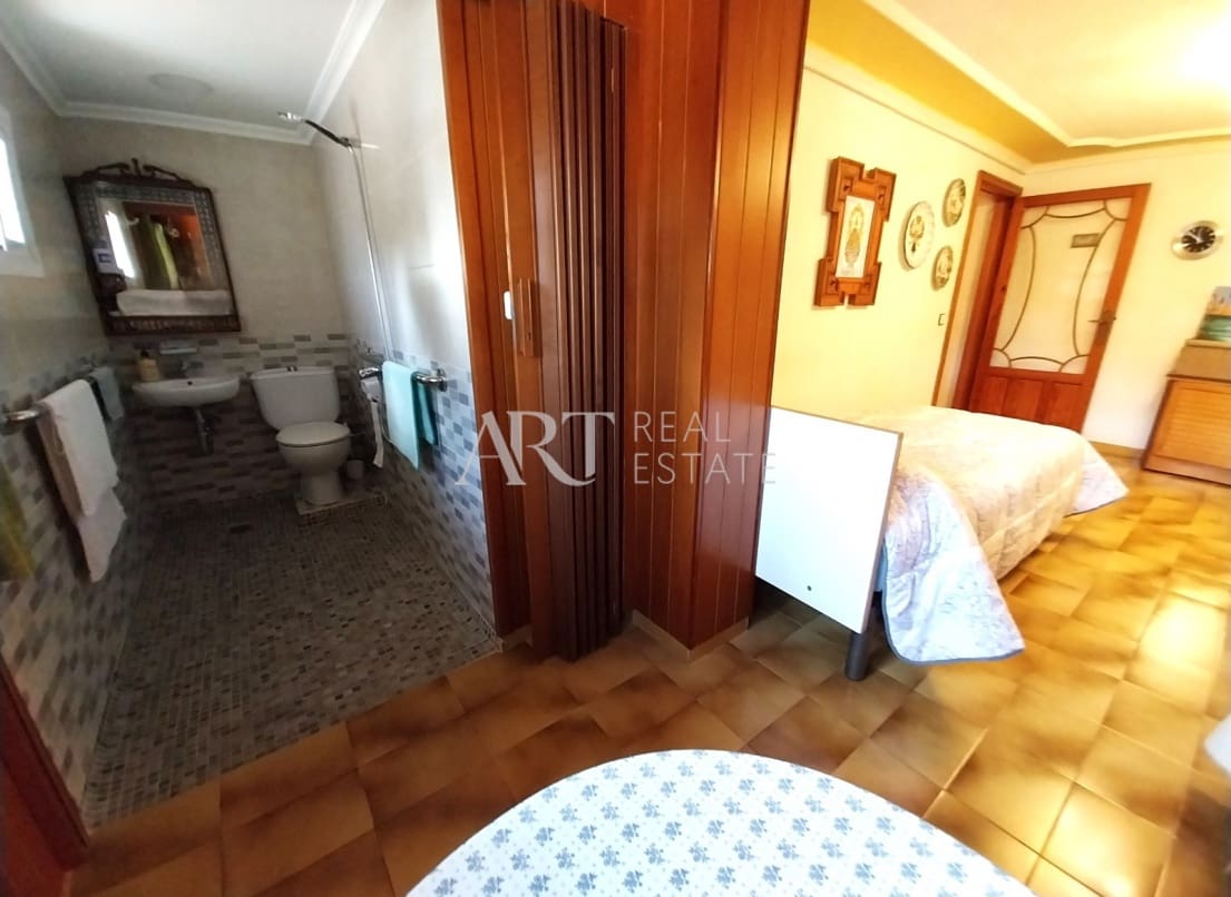 6 quarto Moradia para venda em La Nucia com piscina - 594 000 € (Ref: 8743844)