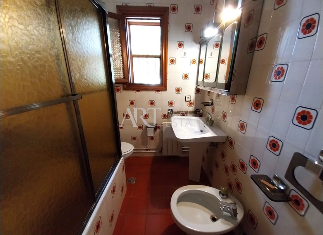 6 quarto Moradia para venda em La Nucia com piscina - 594 000 € (Ref: 8743844)