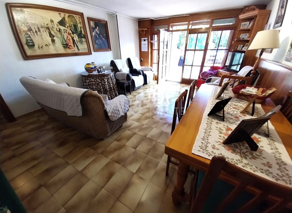 6 quarto Moradia para venda em La Nucia com piscina - 594 000 € (Ref: 8743844)