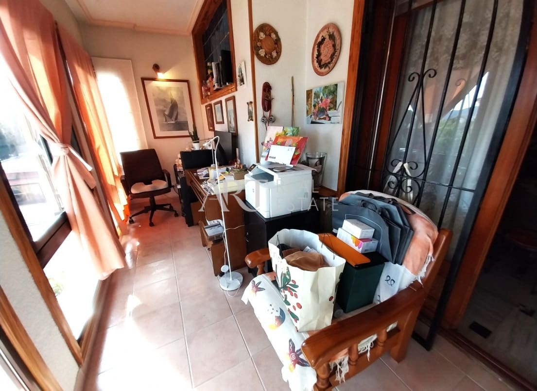 6 quarto Moradia para venda em La Nucia com piscina - 594 000 € (Ref: 8743844)