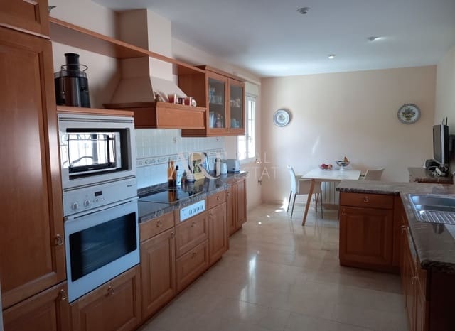 4 bedroom Villa for sale in Albir, Alfaz del Pi / L'Alfàs del Pi with pool garage - € 665,000 (Ref: 8774145)