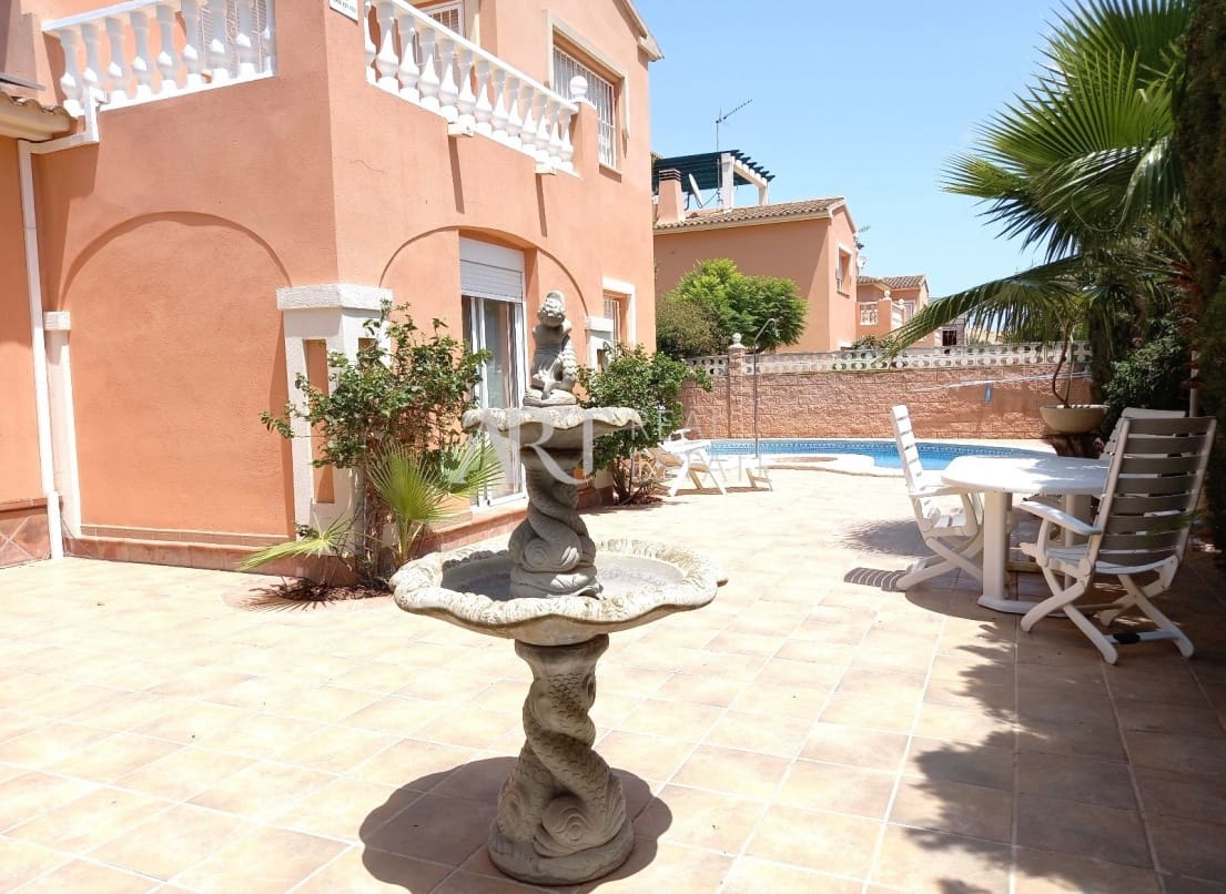 4 chambre Villa/Maison à vendre à Albir avec piscine garage - 665 000 € (Ref: 8774145)
