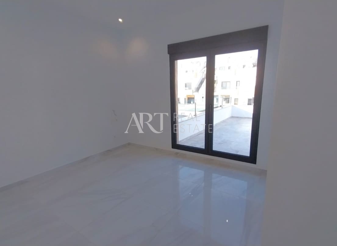 3 bedroom Villa for sale in Polop with pool - € 449,000 (Ref: 8800363)