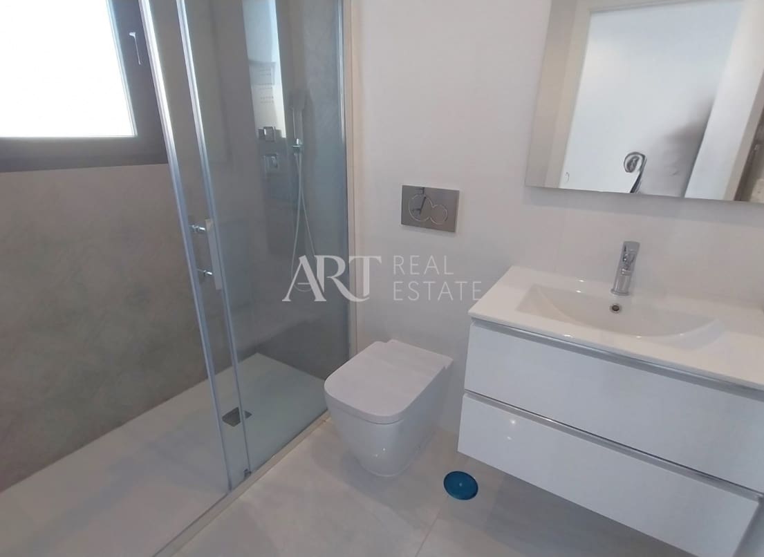 3 bedroom Villa for sale in Polop with pool - € 449,000 (Ref: 8800363)