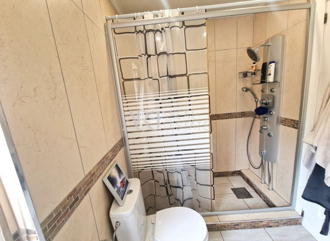 6 soveværelse Villa til salg i Alfaz del Pi / L'Alfas del Pi med swimmingpool - € 725.000 (Ref: 8830444)