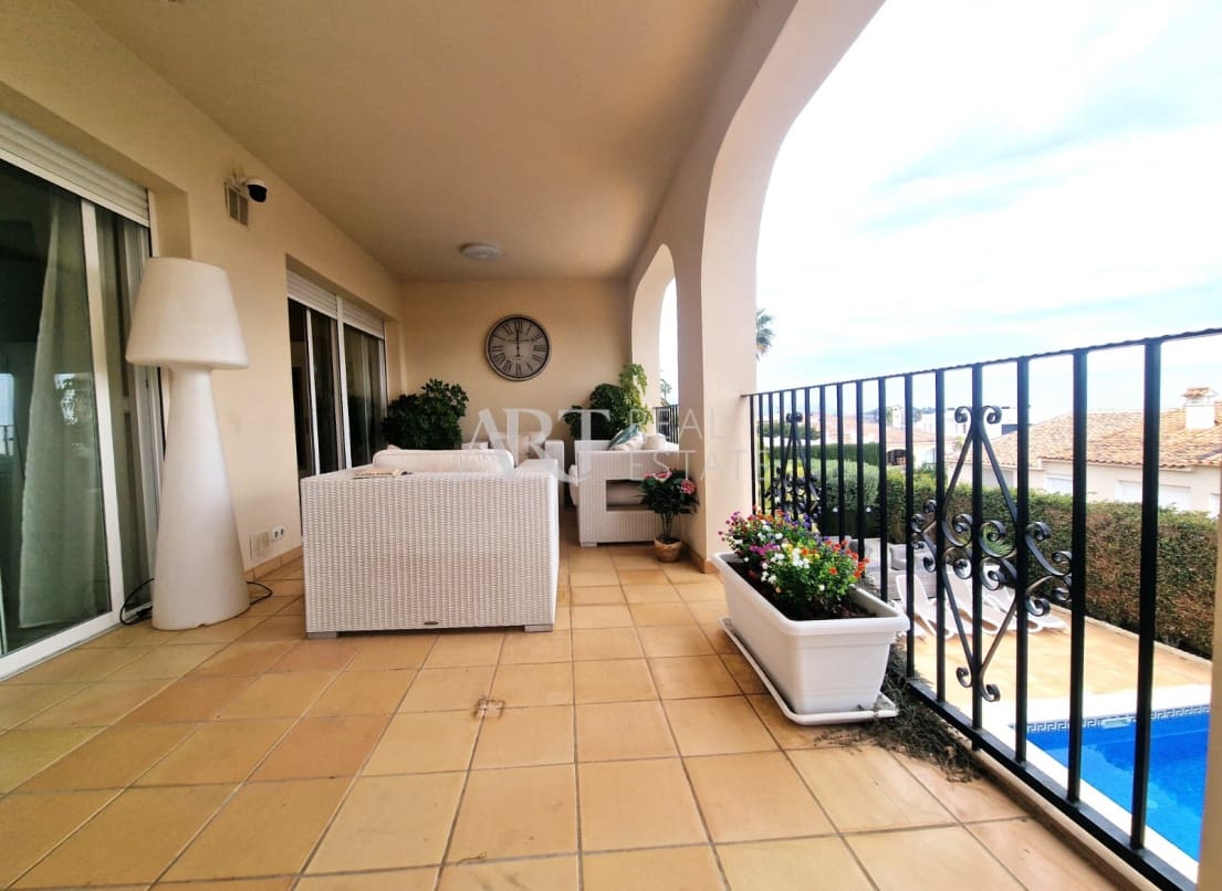 6 soveværelse Villa til salg i Alfaz del Pi / L'Alfas del Pi med swimmingpool - € 725.000 (Ref: 8830444)