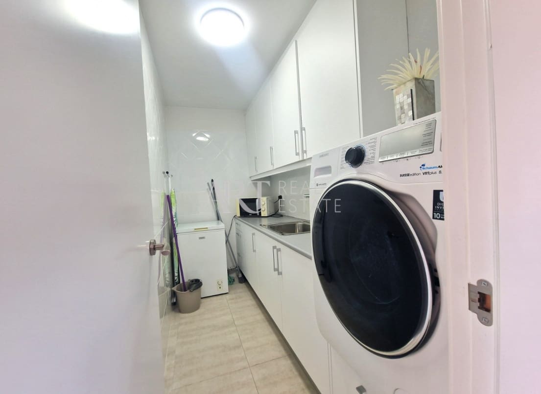 6 soveværelse Villa til salg i Alfaz del Pi / L'Alfas del Pi med swimmingpool - € 725.000 (Ref: 8830444)