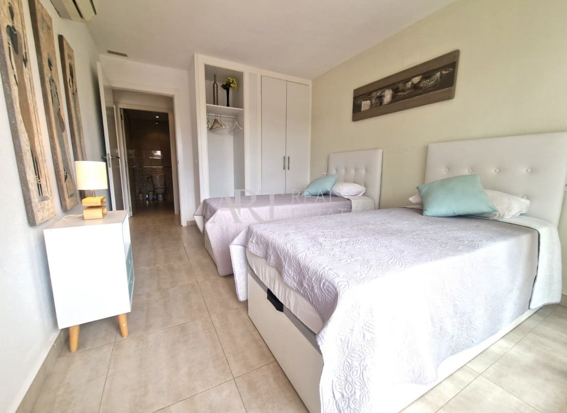 6 soveværelse Villa til salg i Alfaz del Pi / L'Alfas del Pi med swimmingpool - € 725.000 (Ref: 8830444)