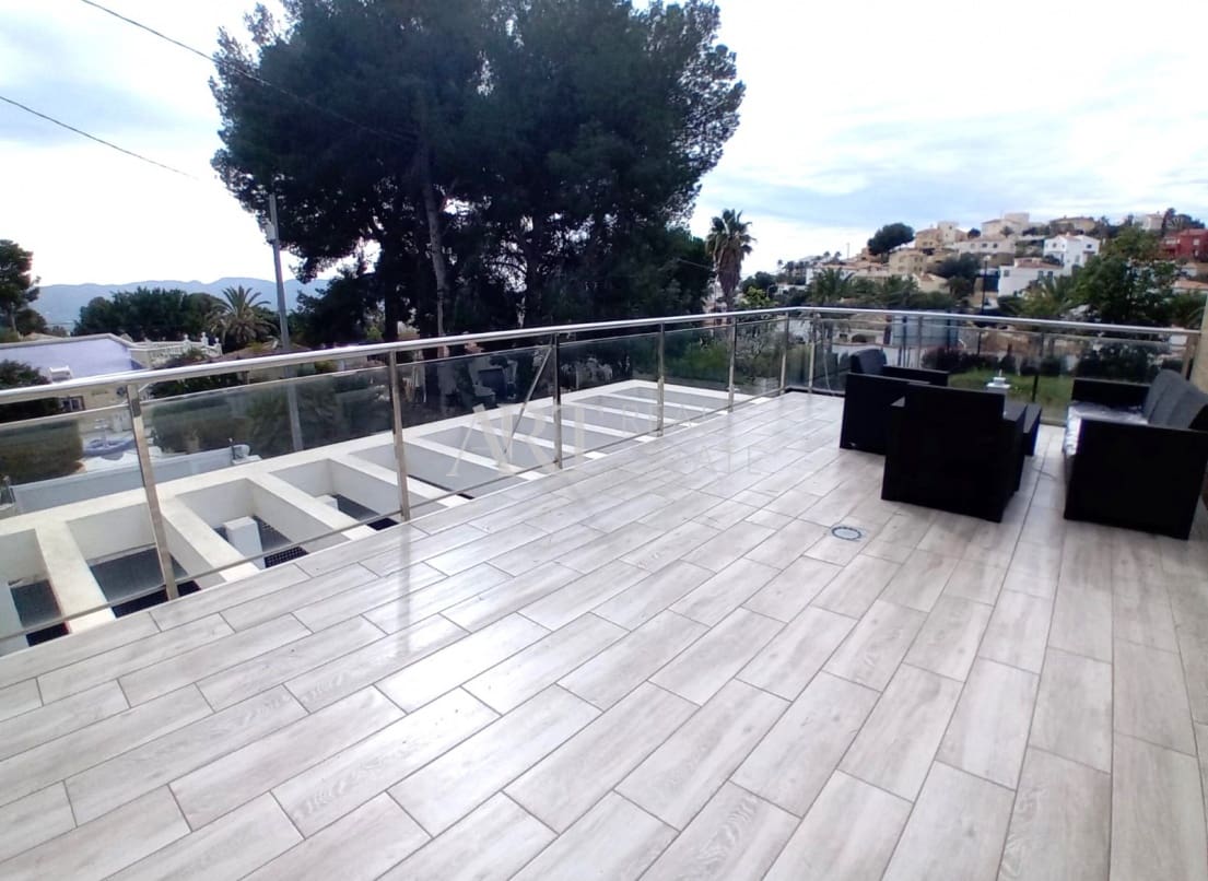 4 camera da letto Villa in vendita in La Nucia con piscina - 589.000 € (Rif: 8834998)