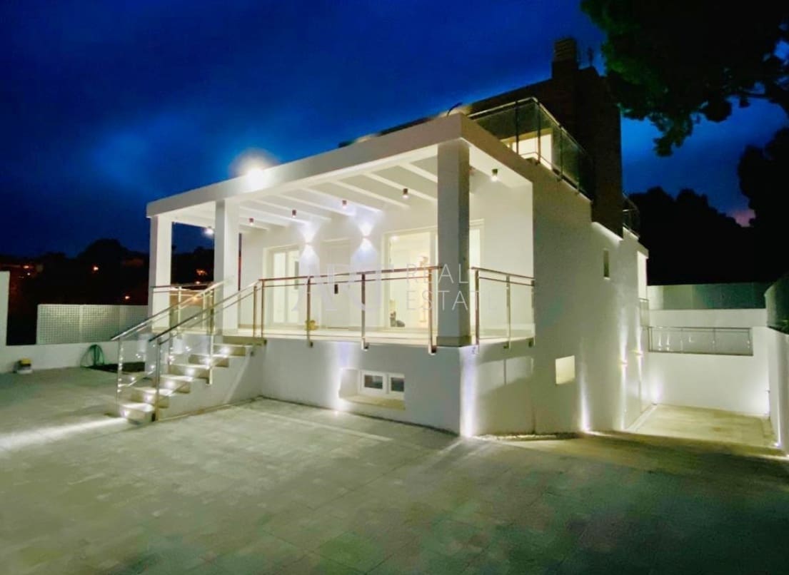 4 camera da letto Villa in vendita in La Nucia con piscina - 589.000 € (Rif: 8834998)