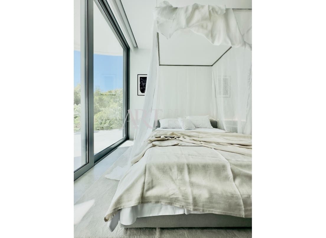 4 bedroom Villa for sale in Altea with pool garage - € 3,600,000 (Ref: 8861621)