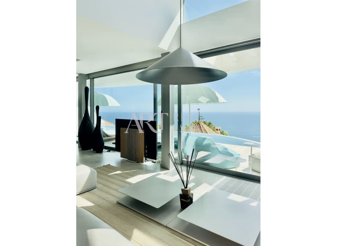 4 bedroom Villa for sale in Altea with pool garage - € 3,600,000 (Ref: 8861621)