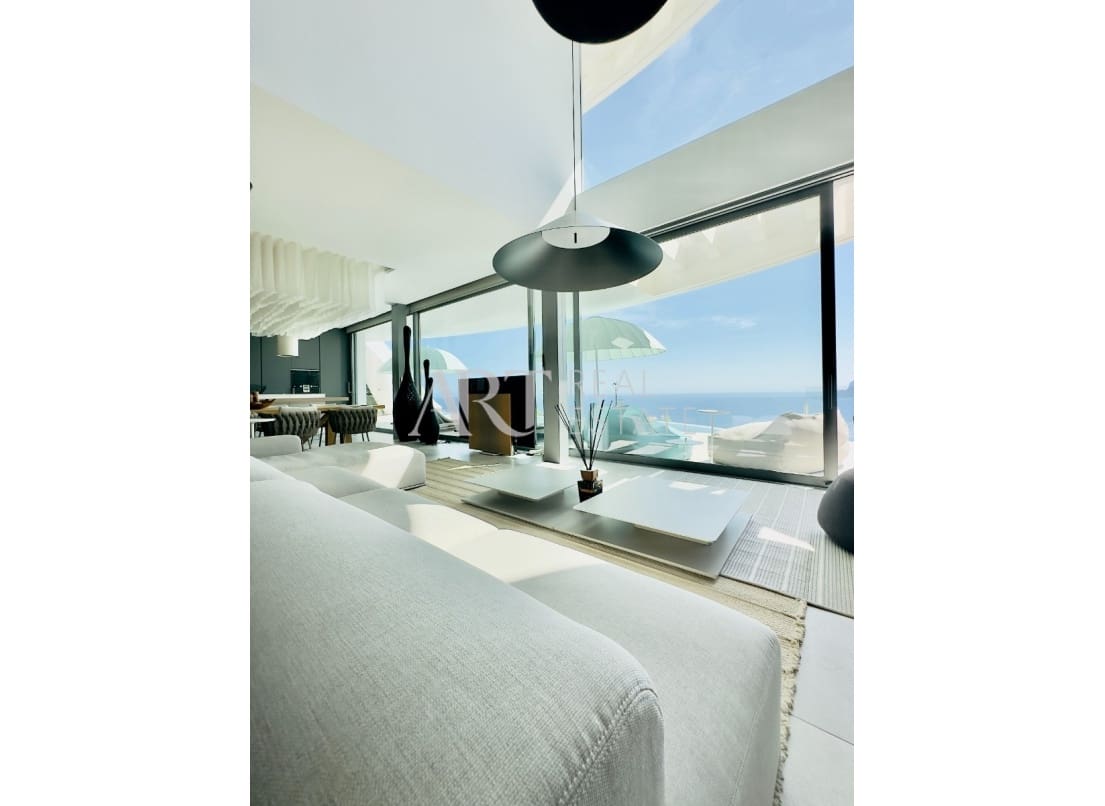 4 bedroom Villa for sale in Altea with pool garage - € 3,600,000 (Ref: 8861621)