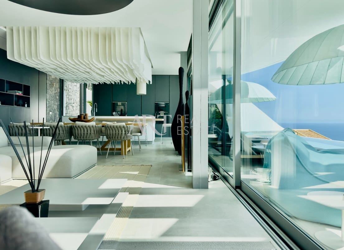 4 bedroom Villa for sale in Altea with pool garage - € 3,600,000 (Ref: 8861621)