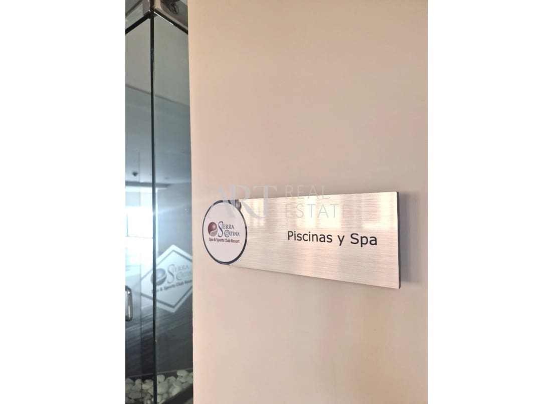 1 bedroom Commercial for sale in Finestrat with pool - € 1,995,000 (Ref: 8861845)