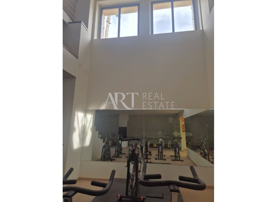 1 bedroom Commercial for sale in Finestrat with pool - € 1,995,000 (Ref: 8861845)