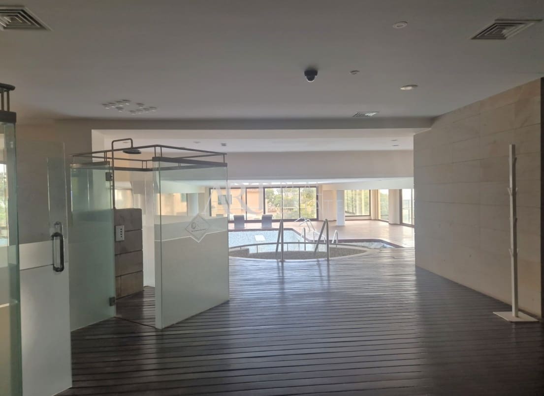 1 bedroom Commercial for sale in Finestrat with pool - € 1,995,000 (Ref: 8861845)