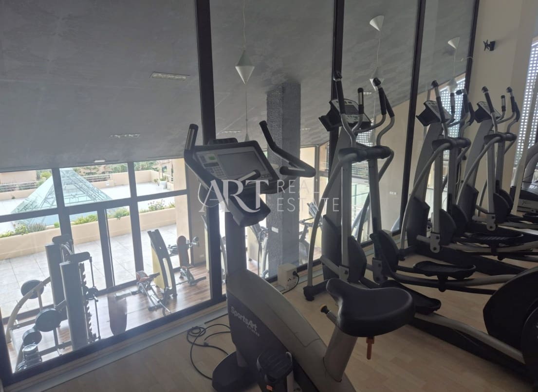 1 bedroom Commercial for sale in Finestrat with pool - € 1,995,000 (Ref: 8861845)