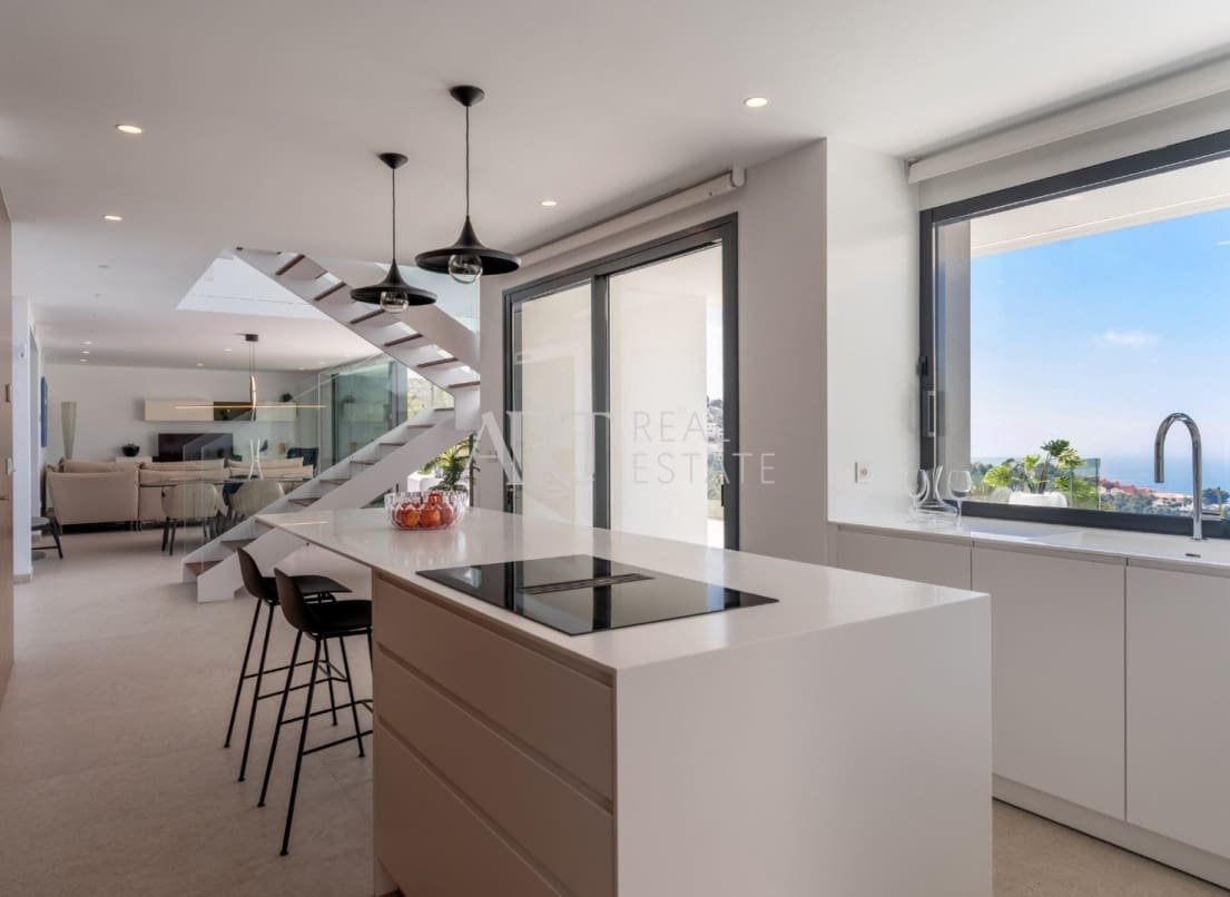 3 slaapkamer Villa te koop in Altea met zwembad - € 2.257.500 (Ref: 8872908)