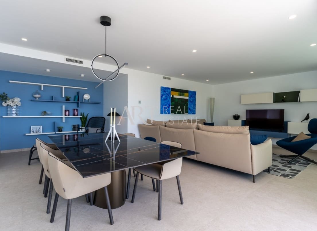 3 slaapkamer Villa te koop in Altea met zwembad - € 2.257.500 (Ref: 8872908)