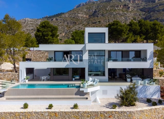 3 slaapkamer Villa te koop in Alhama Springs, Altea met zwembad - € 2.257.500 (Ref: 8872908)