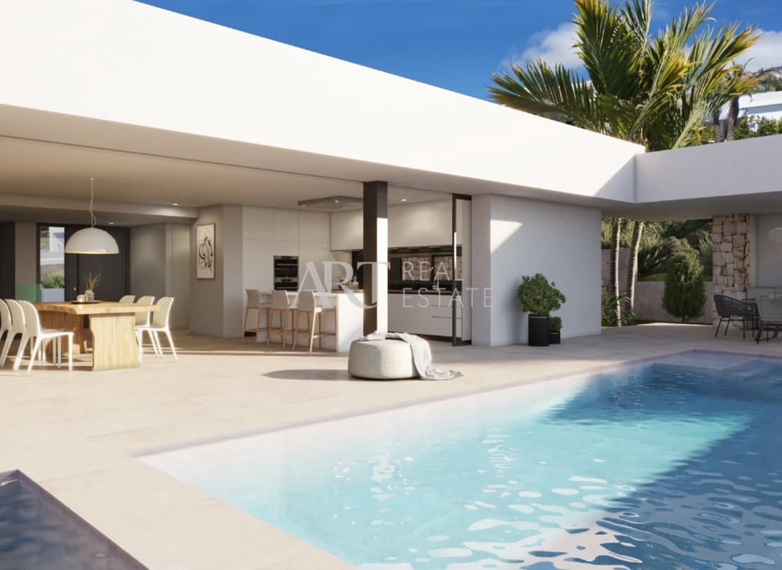 3 bedroom Villa for sale in Cumbre del Sol with pool garage - € 3,283,000 (Ref: 8872911)