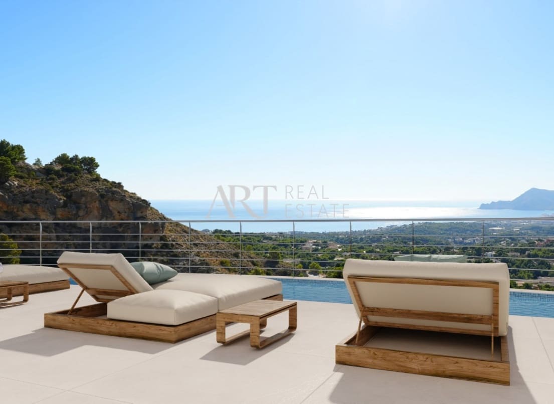 4 bedroom Villa for sale in Altea with pool garage - € 2,138,000 (Ref: 8872912)