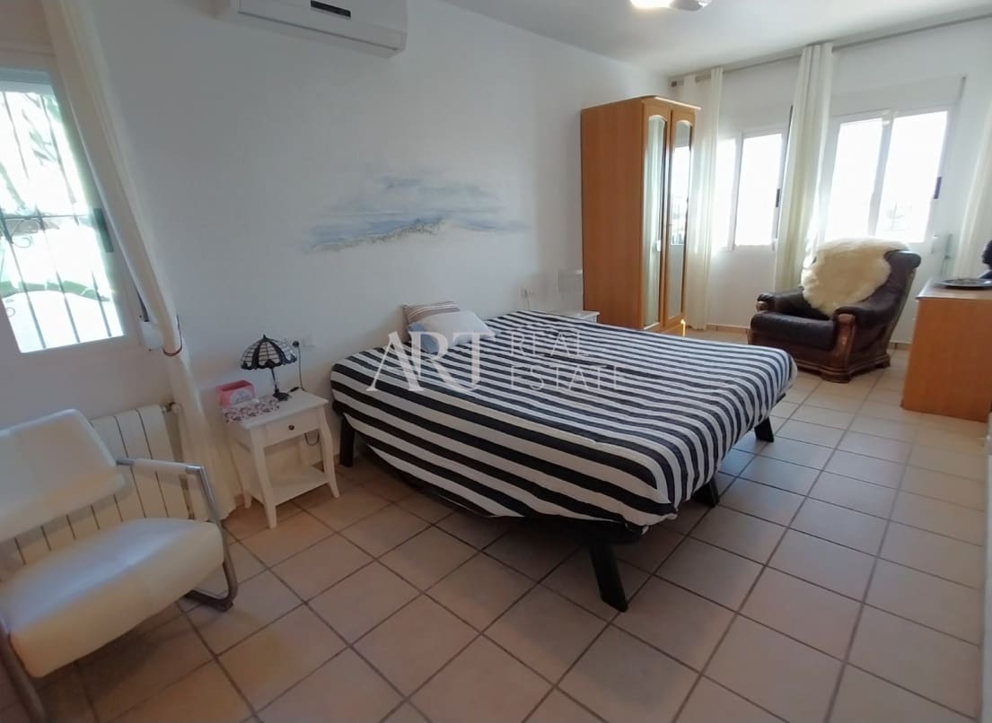 5 chambre Villa/Maison à vendre à La Nucia avec piscine garage - 795 000 € (Ref: 8880448)