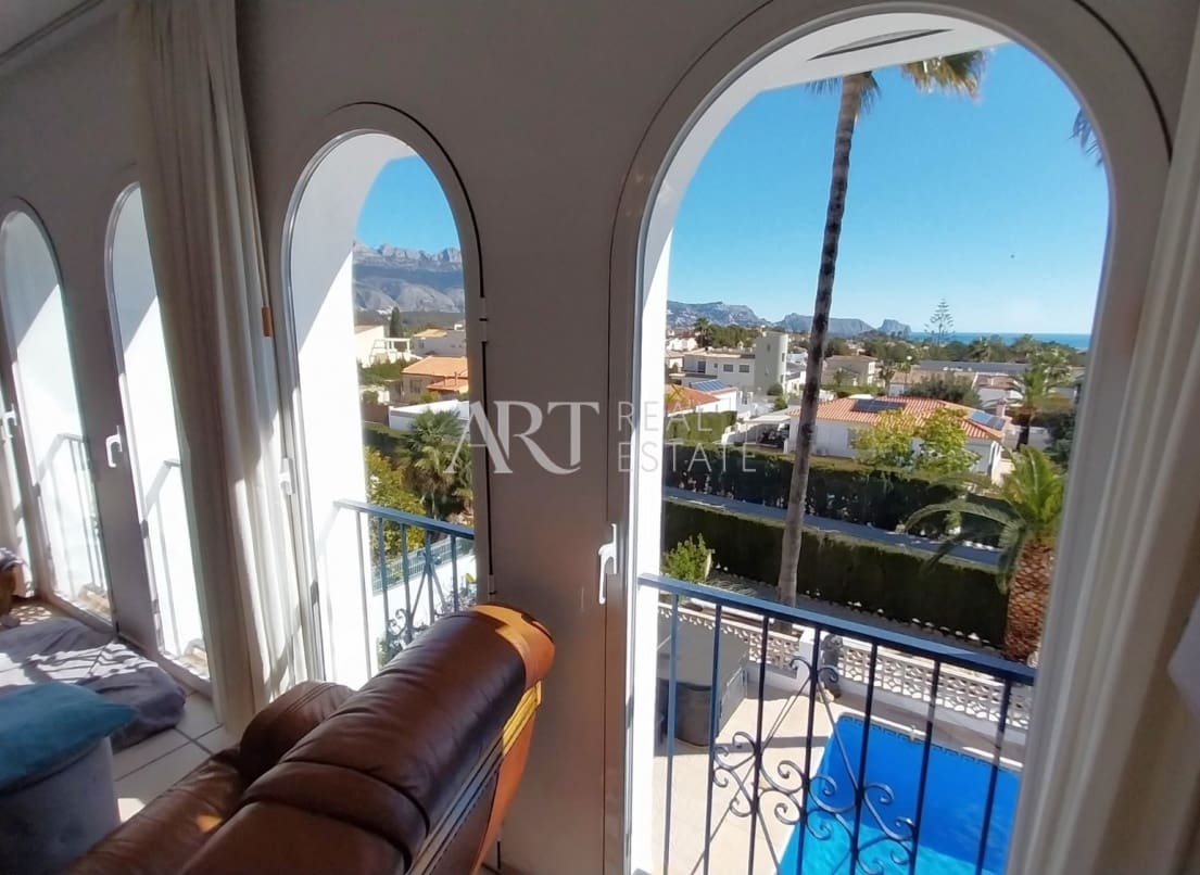 5 chambre Villa/Maison à vendre à La Nucia avec piscine garage - 795 000 € (Ref: 8880448)