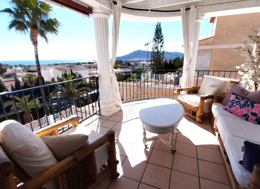 5 chambre Villa/Maison à vendre à La Nucia avec piscine garage - 795 000 € (Ref: 8880448)